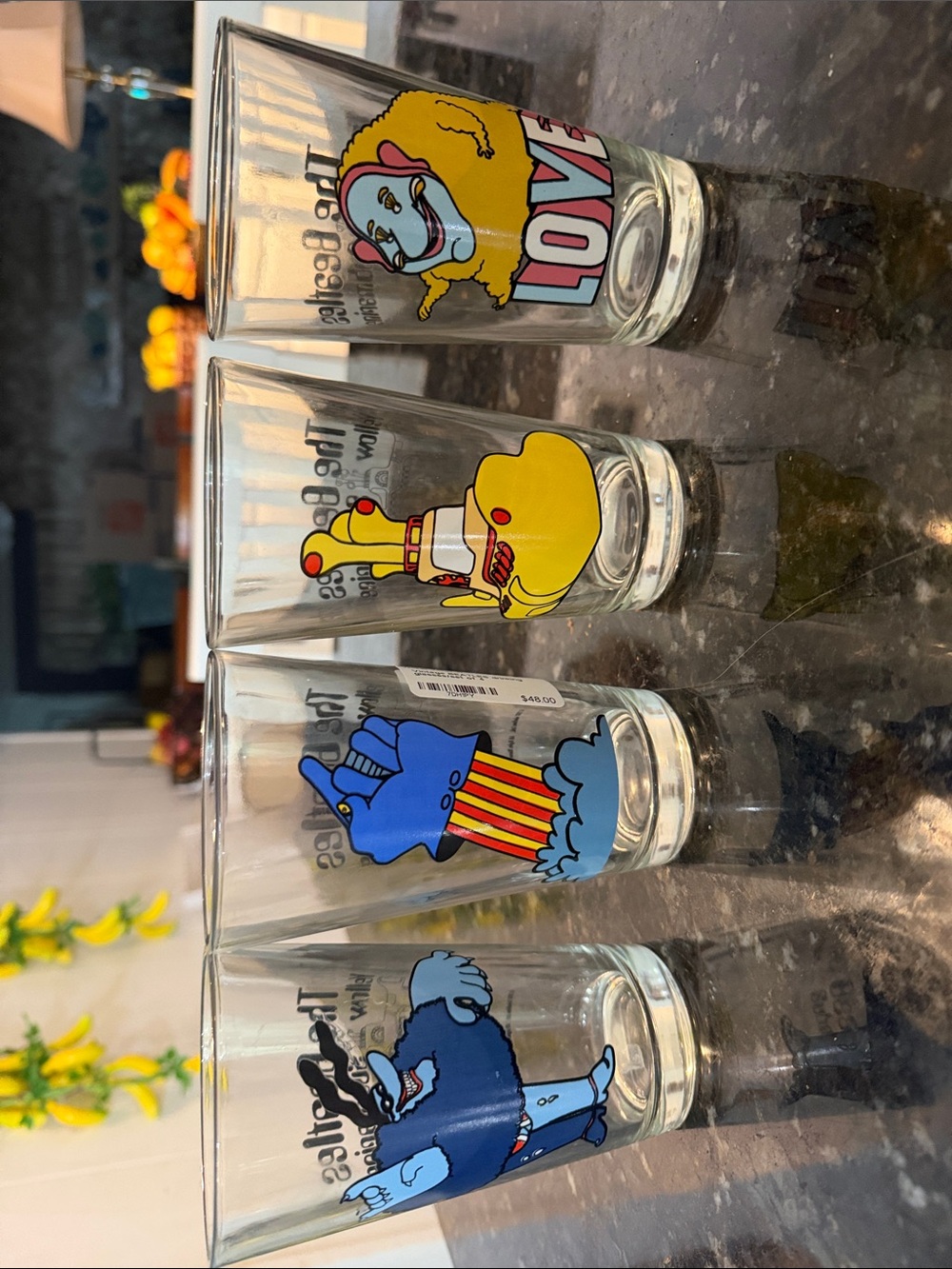 The Beatles drinking  Glass Set with Yellow, Blue, Red Artwork
